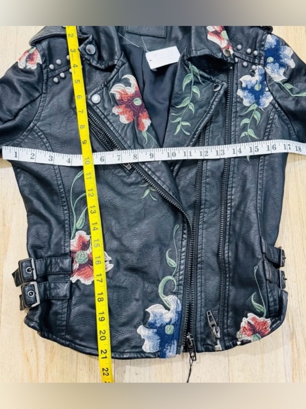 BLANK NYC faux Leather
Embroidered Floral Moto Jacket NWT - Picture 12 of 12